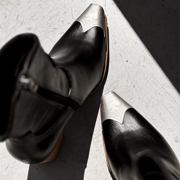 NEW Black PU Leather Metal Cap Toe Block Heel Cowgirl Cowboy Western Ankle Boots - Picture 2 of 14